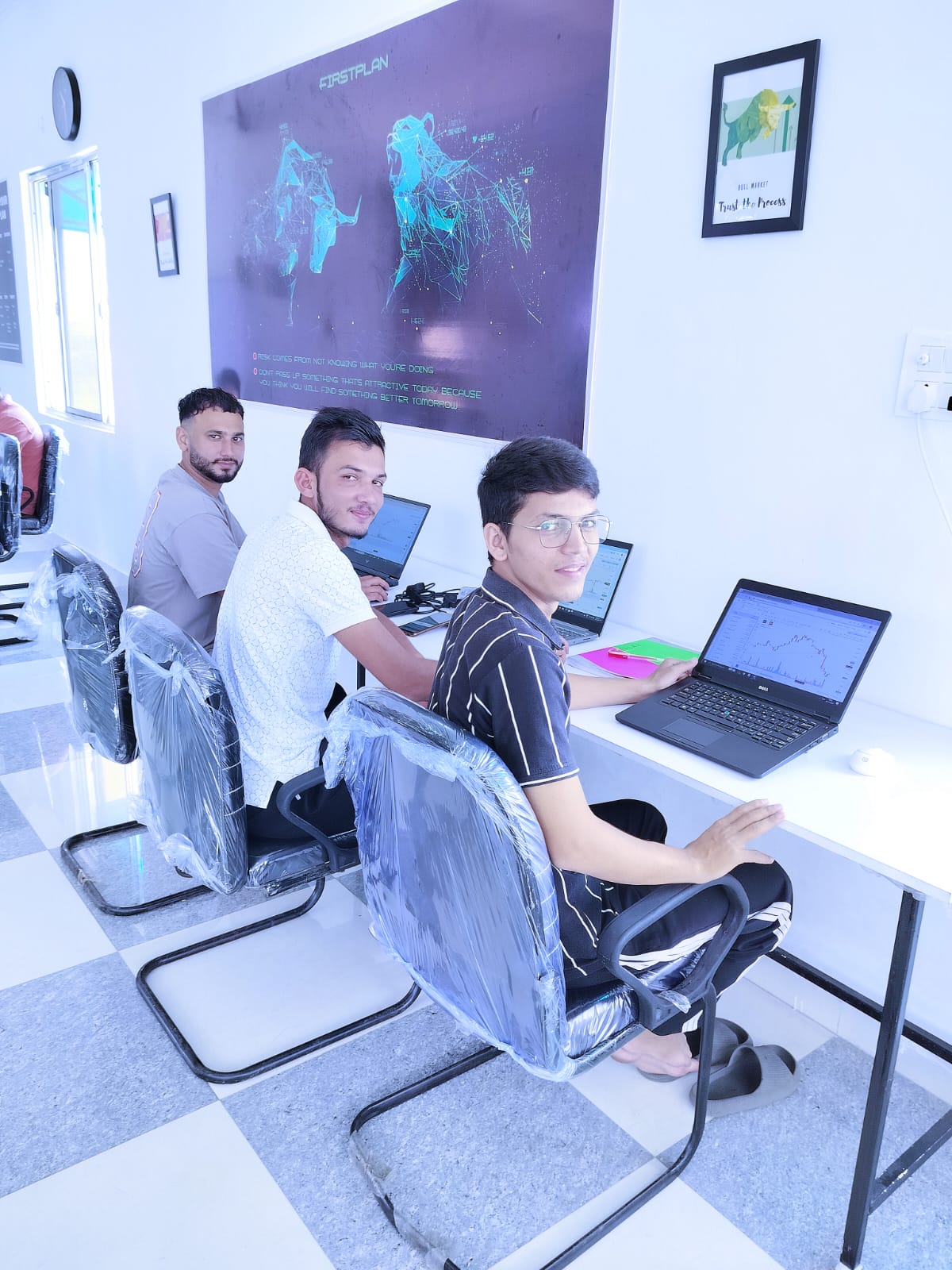 Smart Lab Workspace